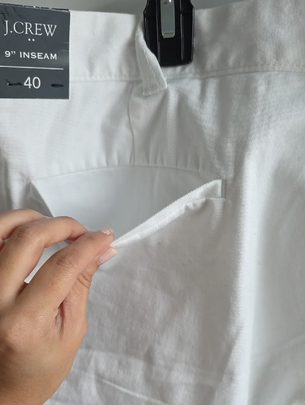J. Crew Men's White Flat-Front Cotton Shorts 40 G207